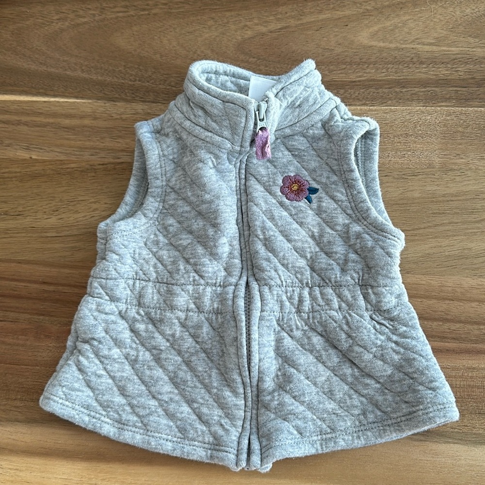 Grey vest - 6M
